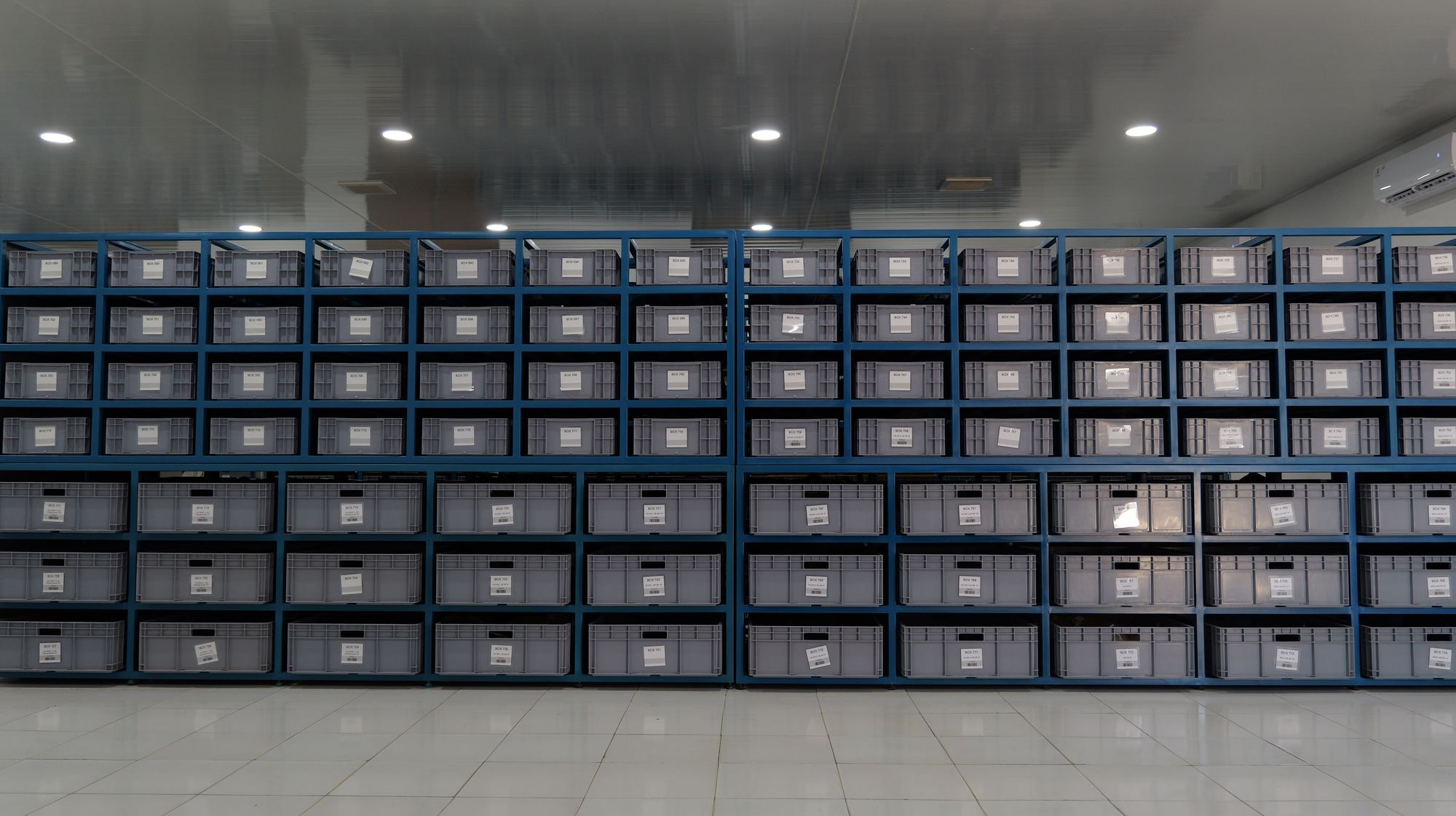 Raw hair storage warehouse, boxed and labeled by lot